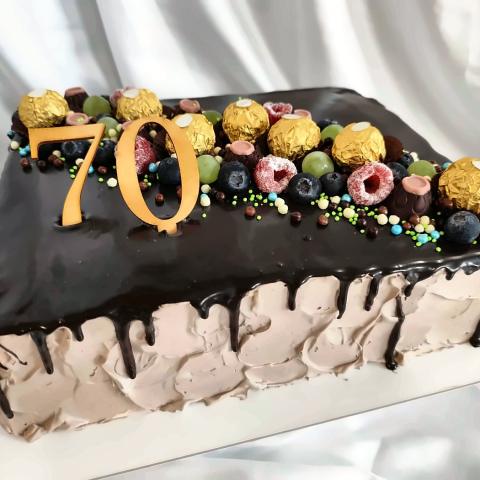 Torta na výročie alebo oslavu